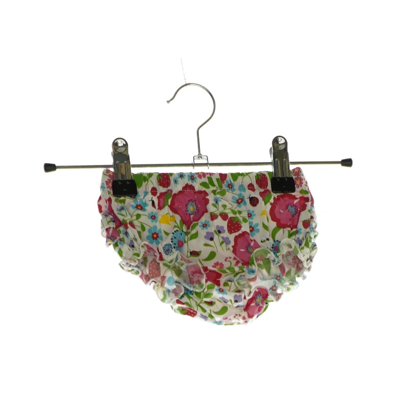 Badebukser fra H&M (str. 68)