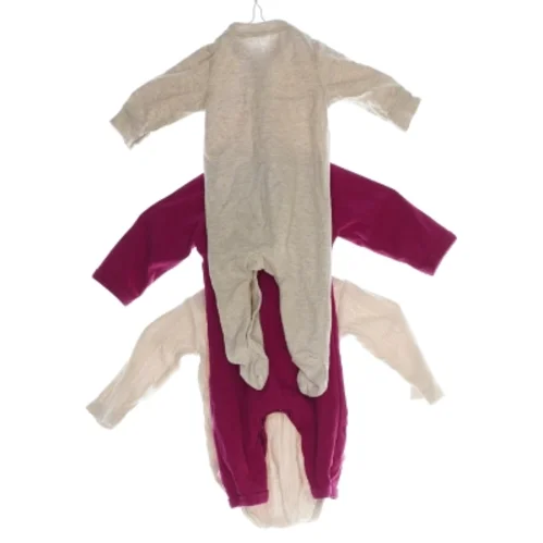 2 heldragter og en bodystocking (str. 50)