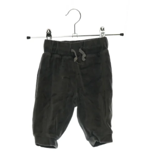 Bukser fra H&M (str. 62)