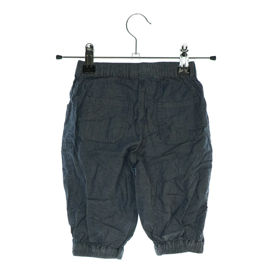 Grå bukser (str. ca. 80)