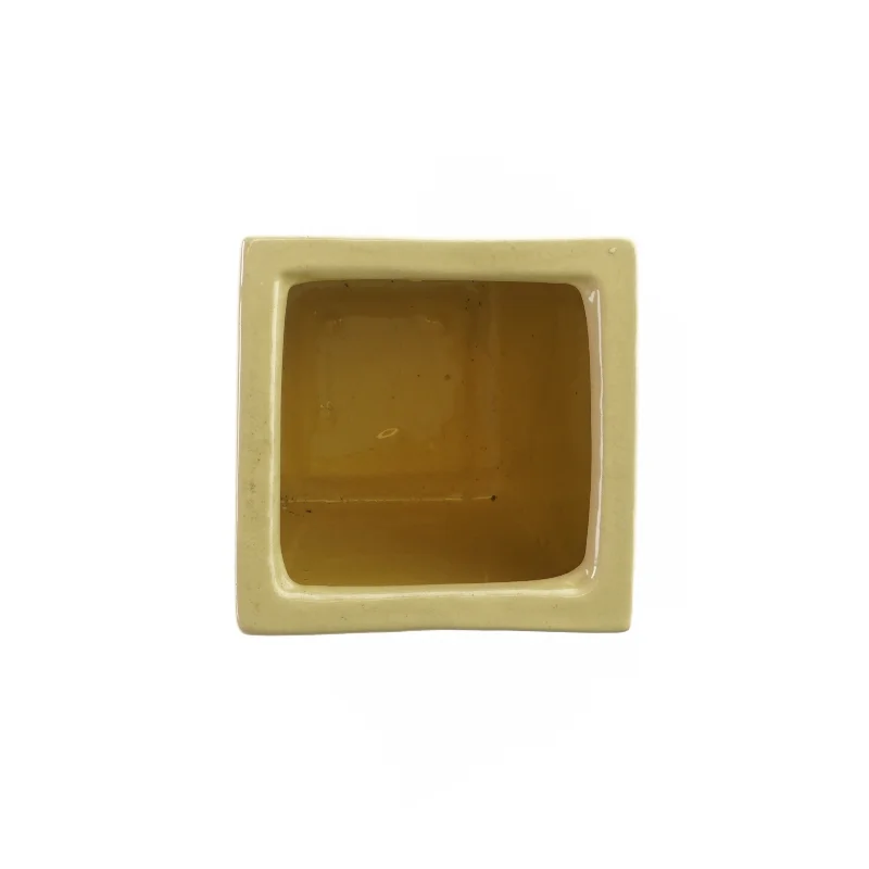 Urtepotte til plante