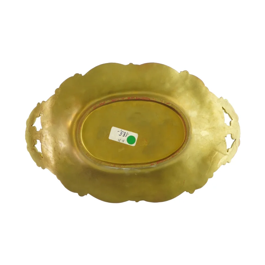 Fad med udskåret motiv