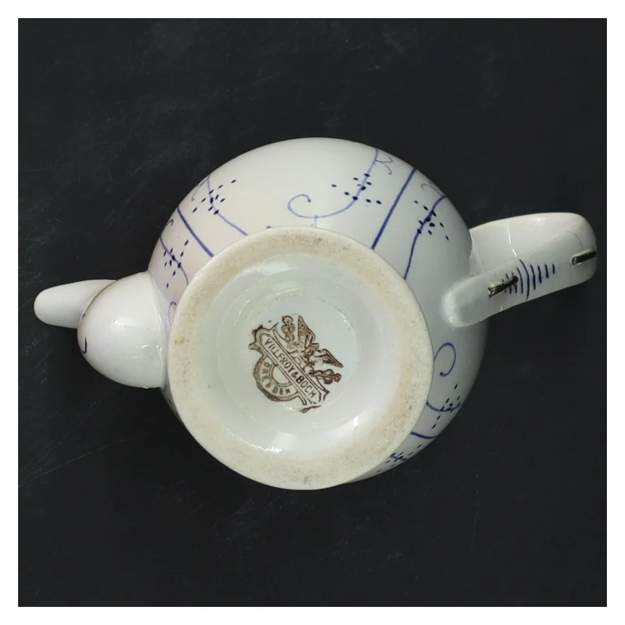 Porcelæns kaffekande med låg fra Villeroy & Boch (str. 11 cm)