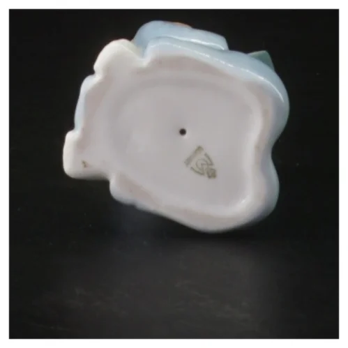 Metzler & Orloff porcelænsfigur læsende barn (str. 9 cm)