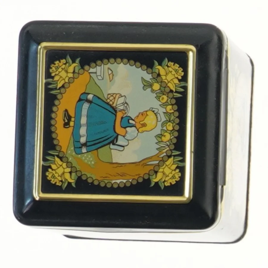 Retro opbevaringsdåse fra Irma (str. 10,5x9,3x9,3 cm)