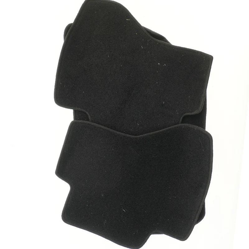 Bil gulvmåtter til en 107 helt nye 