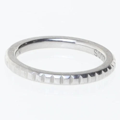 Sølv ring med mønster (str. 49 mm)