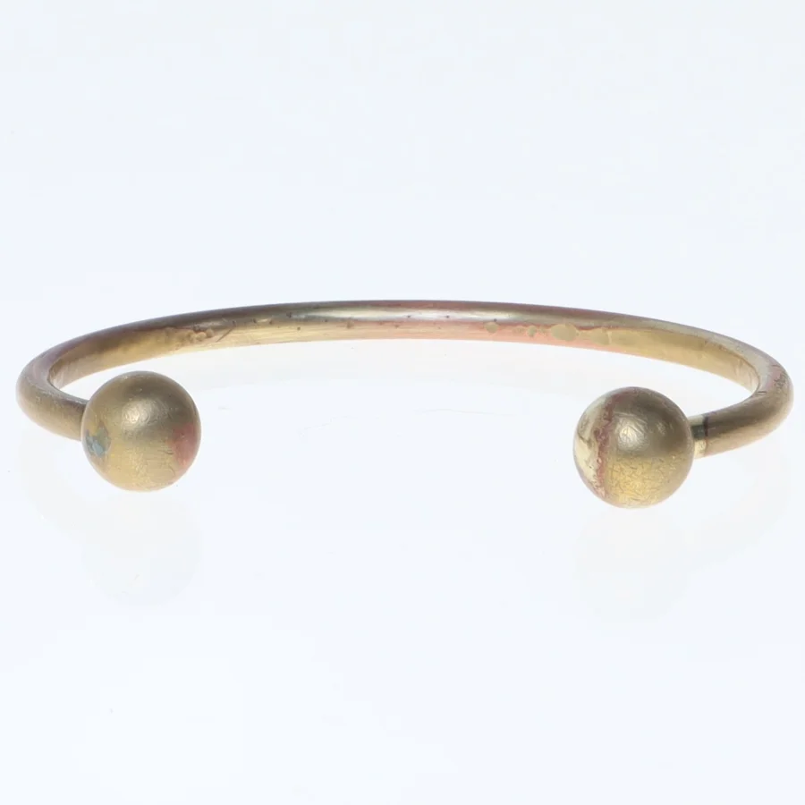 Armring med kugler (str. 6,5 cm)