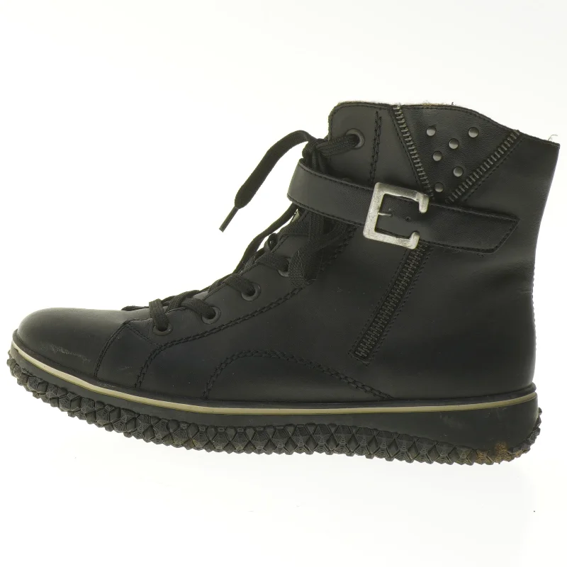 Sort støvle, størrelse 40 fra Rieker (str. 40 )