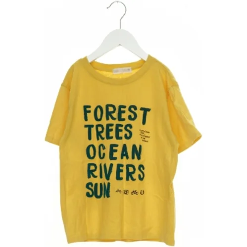 T-Shirt fra Zara (str. 122 cm)