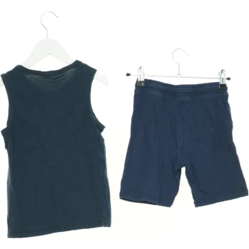 Sæt børnetøj (2 stk.) fra H&M (str. 122 cm)