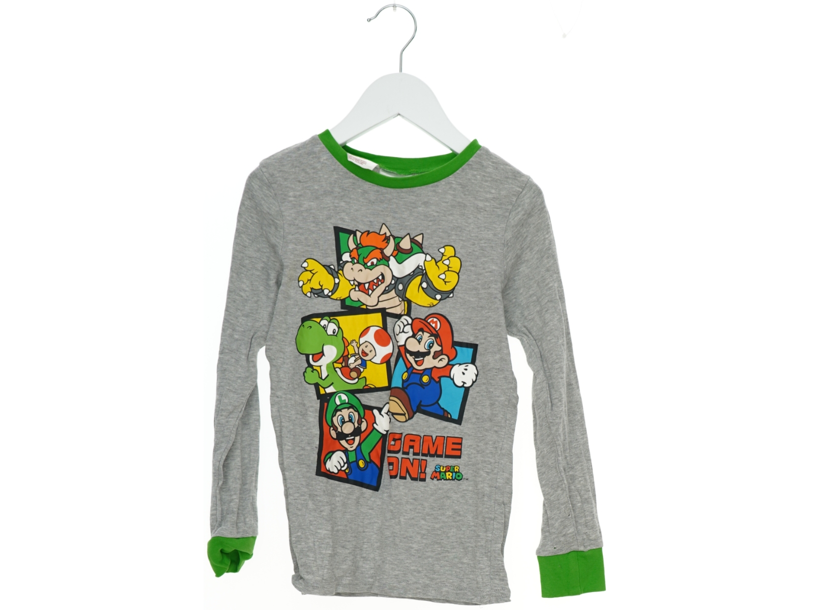 T-Shirt fra H&M (str. 122 cm)