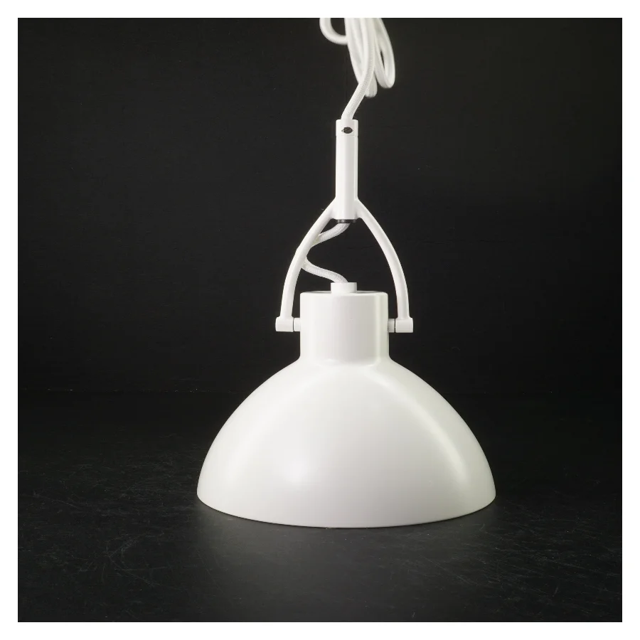 Hvid pendellampe fra Seed design, focus (str. Ø. 16 cm)