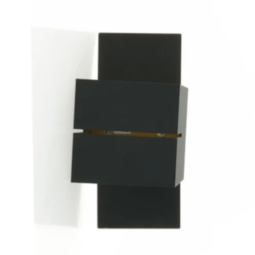 Væglampe (str. 18 x 8,5 x 9 cm)