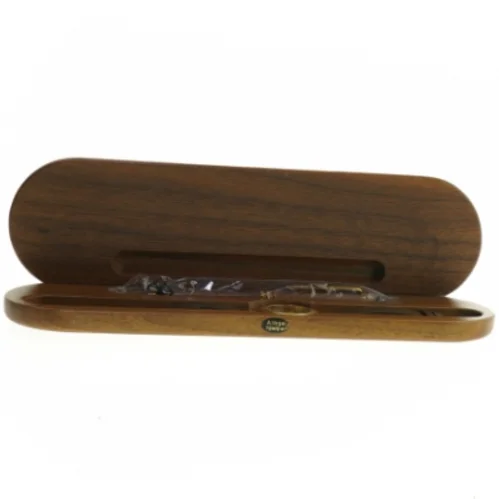 Ur og fyldpen i træ etui fra Quartz (str. Ø. 3,4 cm)