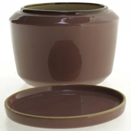 ubrugt stor krukke med låg fra sødahl.  (str. 12 x 8 cm)