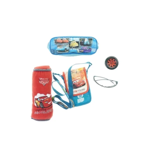Diverse tilbehør til børn med Cars fra Biler