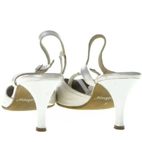 Stiletter fra Gabor (str. 40)