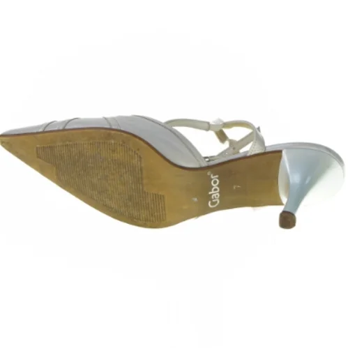 Stiletter fra Gabor (str. 40)