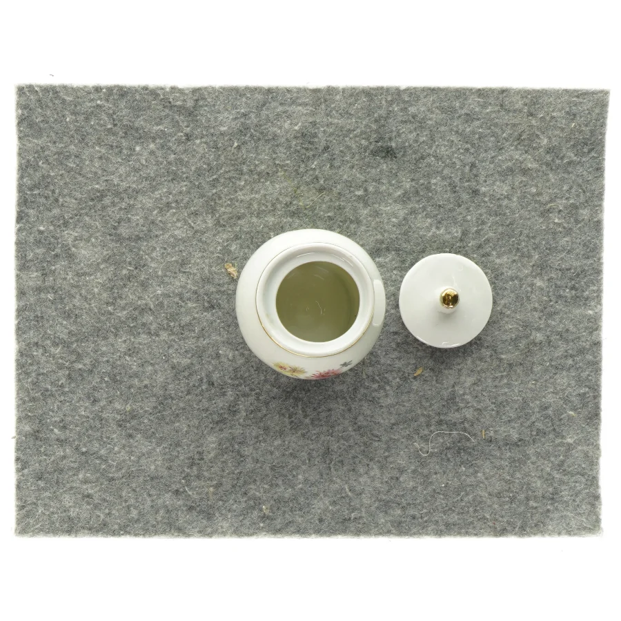 Porcelænskrukke (str. 8 x 5cm)