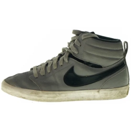 Sneakers fra Nike (str. 38,5)