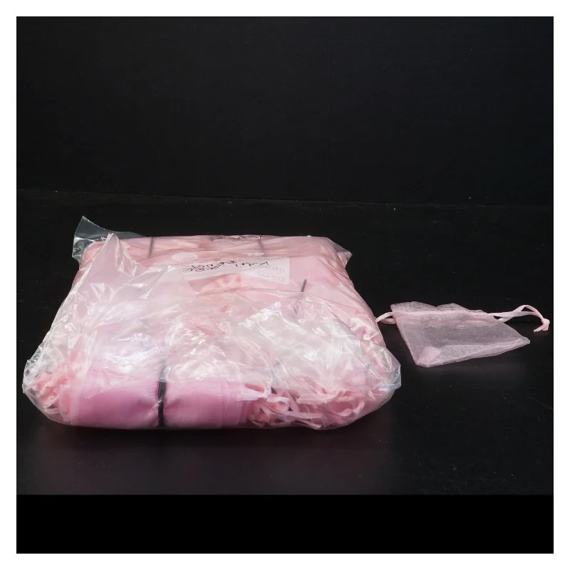 100 Små rosa smykkeposer eller risposer i chiffon (str. 8,5 x 6,5 cm)