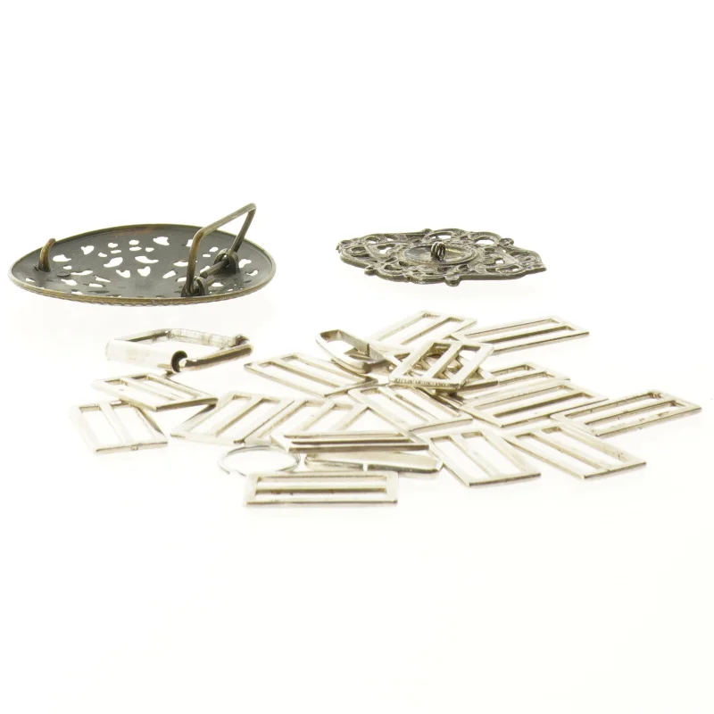 Assorteret bæltespænder (str. 8 x 8 cm 4 x 2 cm)