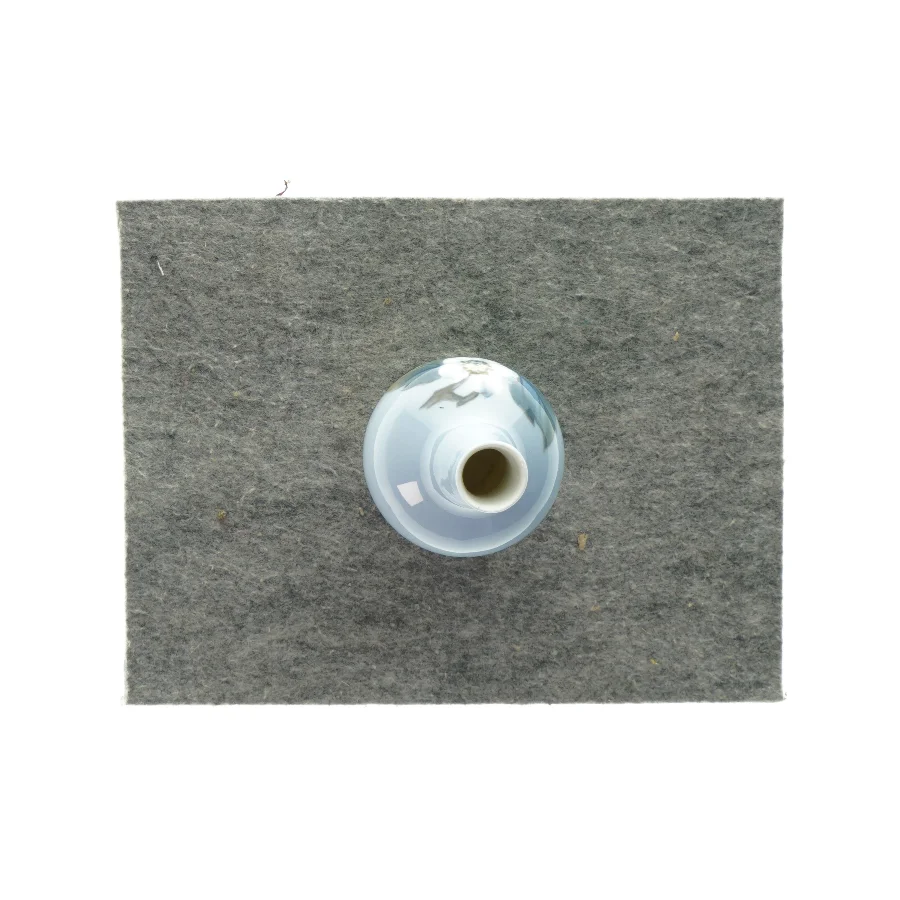 VASE fra Royal Copenhagen (str. 15 x 5  Royal Copenhagen)