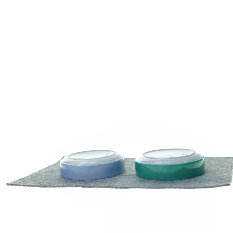 2 stk skåle (str. 12 cm)