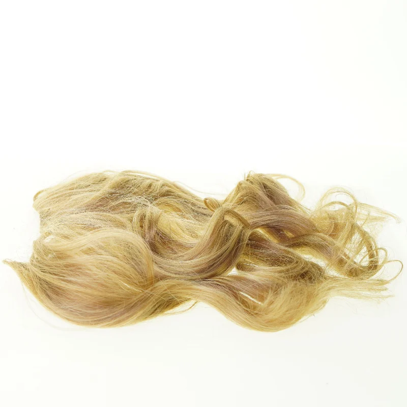  hair extensions (str. 40 x 25 cm)