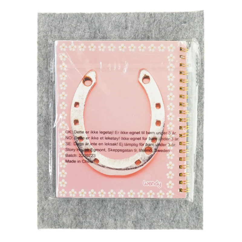 ny Notesbog (str. 18 x 15cm)