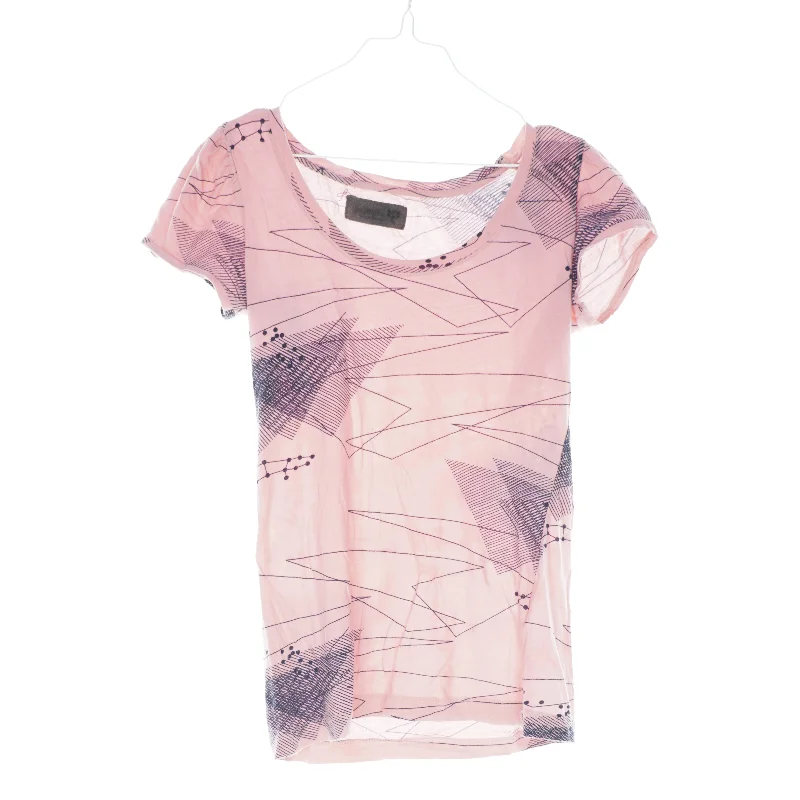 T-Shirt  (str. 134 cm)