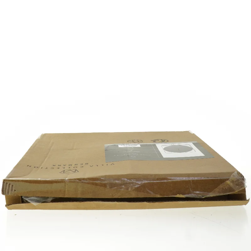 Nyt Ur med spejloverflade fra Villa Kollektion nyt og i æske (str. 31 cm)