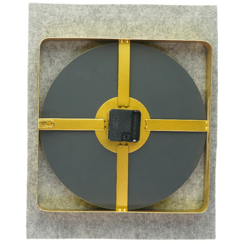 nyt ur med Spejlbaggrund (str. 30 x 30cm)