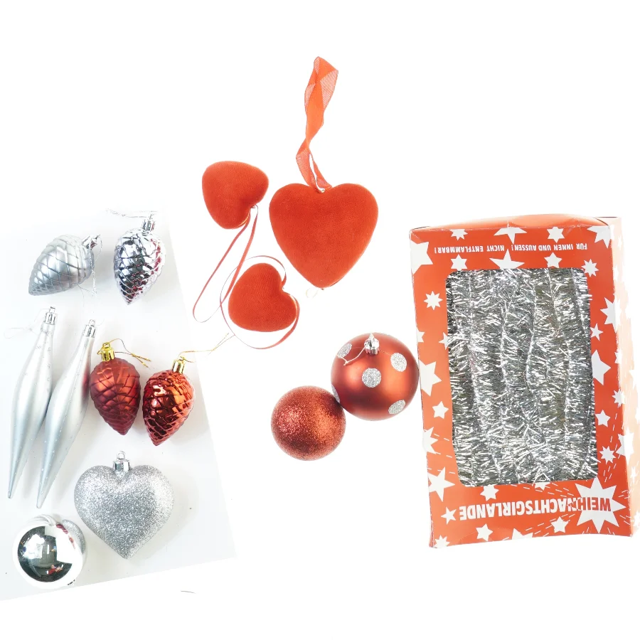 Retro og vintage Julepynt, 13  julekugler mm (str. 23 cm)