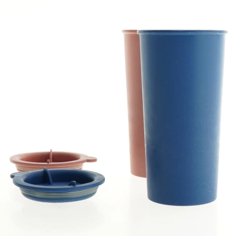 Kaffekrus i plastik med låg (str. 16 x 9 cm)