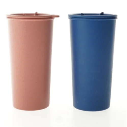 Kaffekrus i plastik med låg (str. 16 x 9 cm)