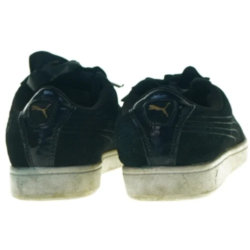 Sko fra Puma (str. 39)