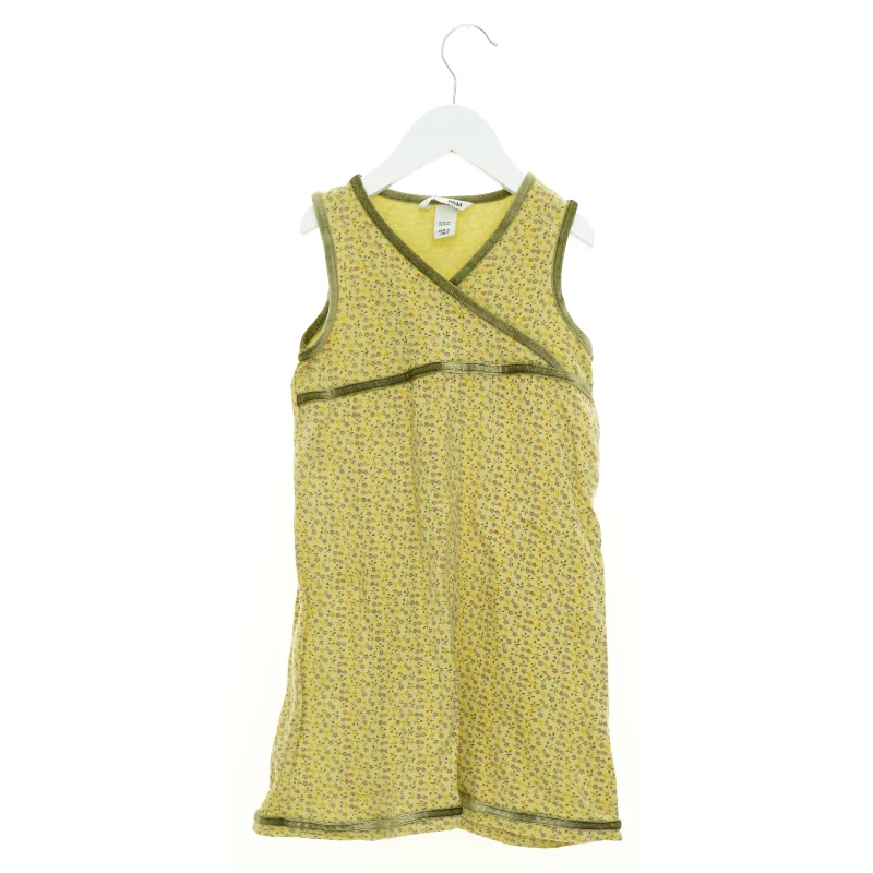 Kjole fra H&M (str. 116 cm)