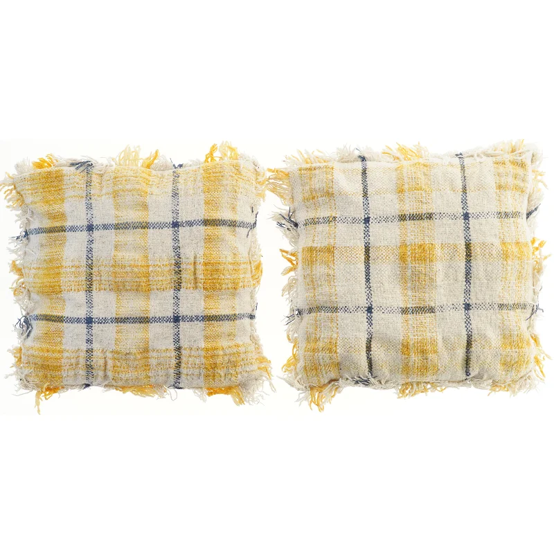 Sæt af plaid-mønstrede puder fra Ilva (str. 45x46 cm)