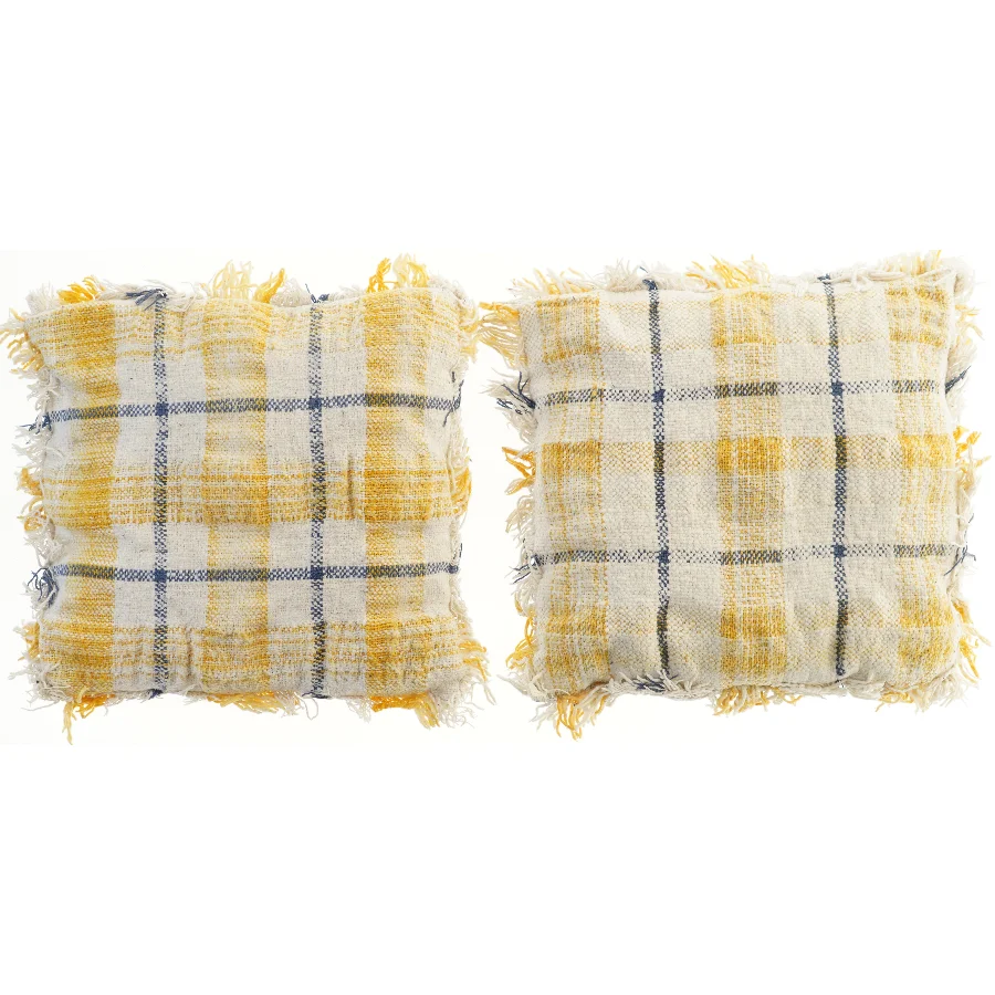 Sæt af plaid-mønstrede puder fra Ilva (str. 45x46 cm)