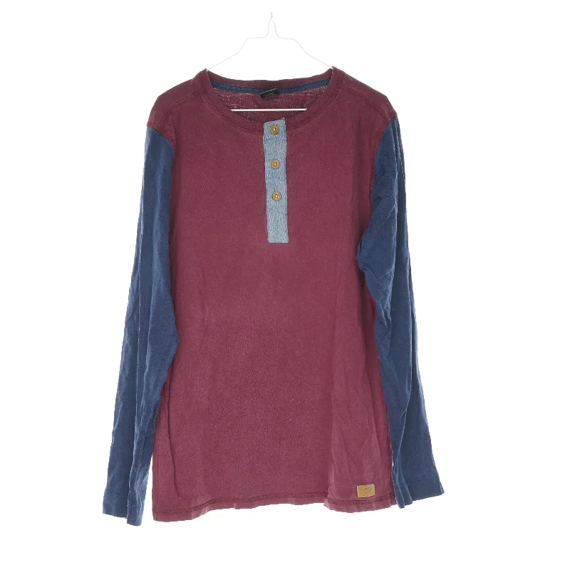 Bluse fra Adventure (str. 158 cm)