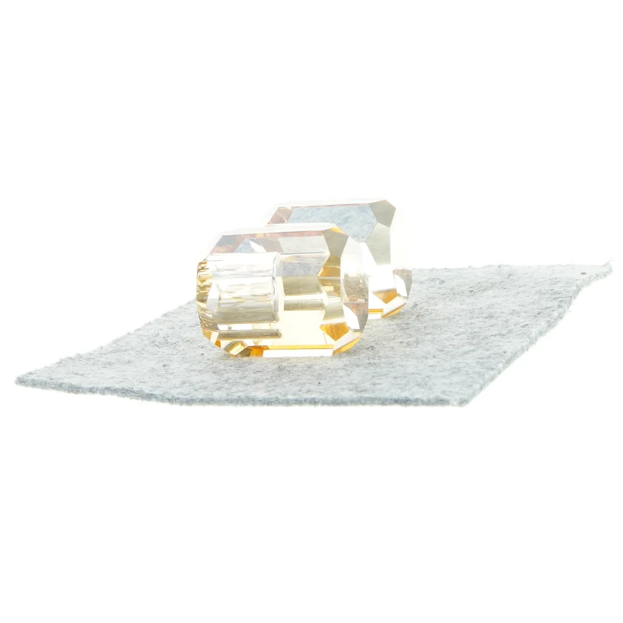 2 stks som nye Nordic lysestager (str. 5 cm)