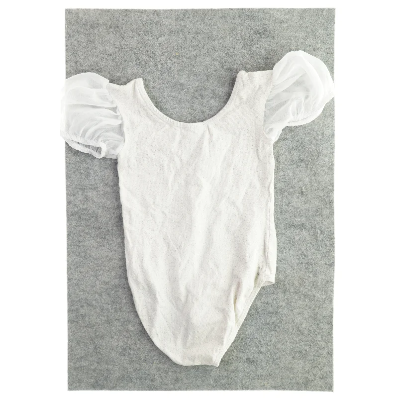 Sæt med gymnastikdragt og skørt fra Blandet (str. 122 til 140 (nederdel) og 110 til 116 (top))