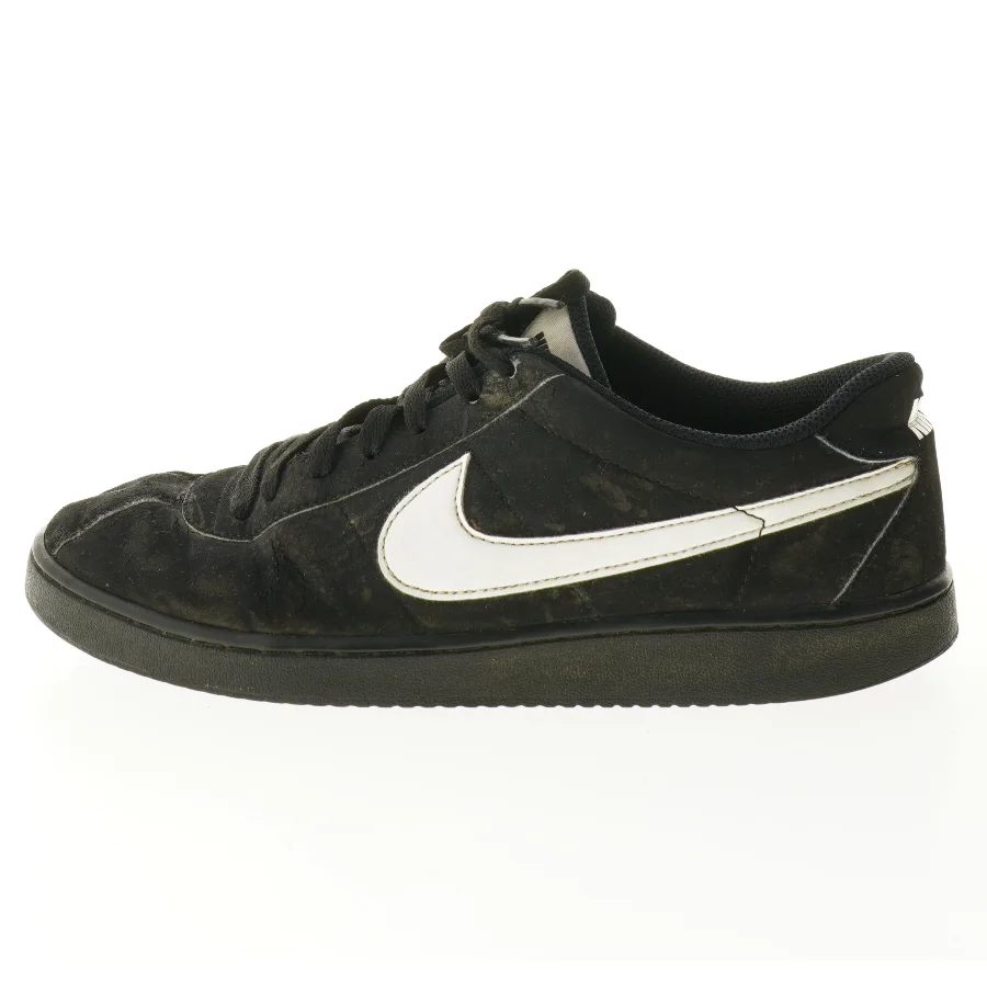 Sko fra Nike (str. 42)