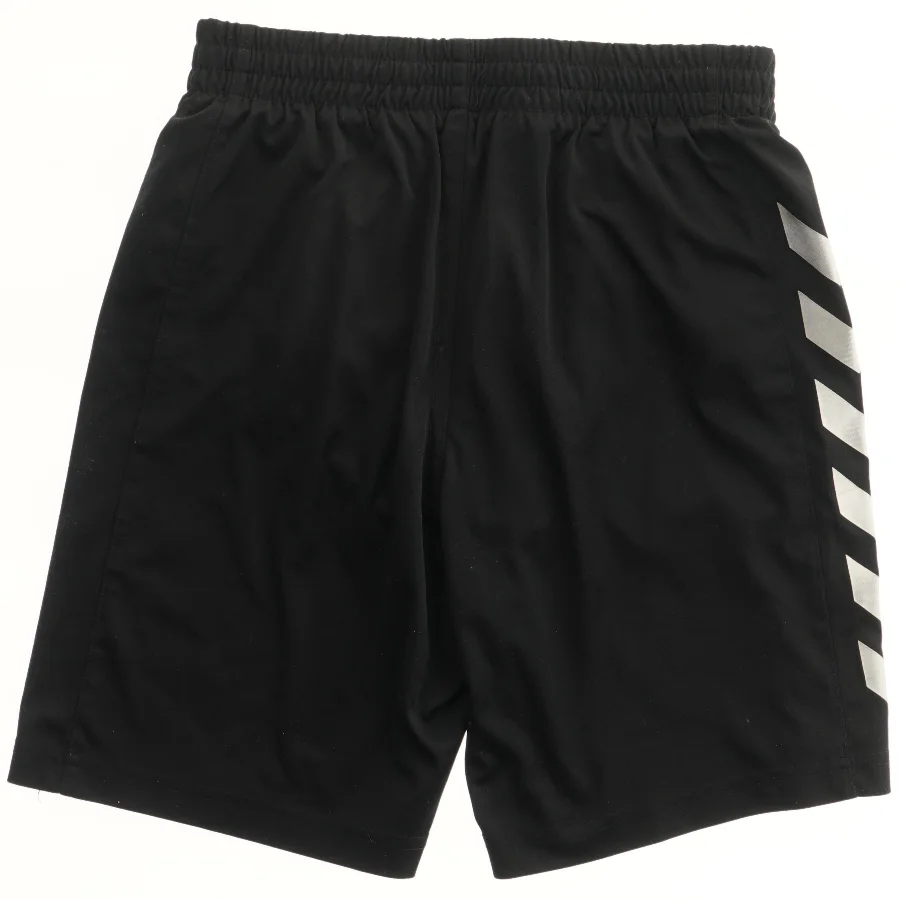Sportsshorts fra Hummel (str. 164)