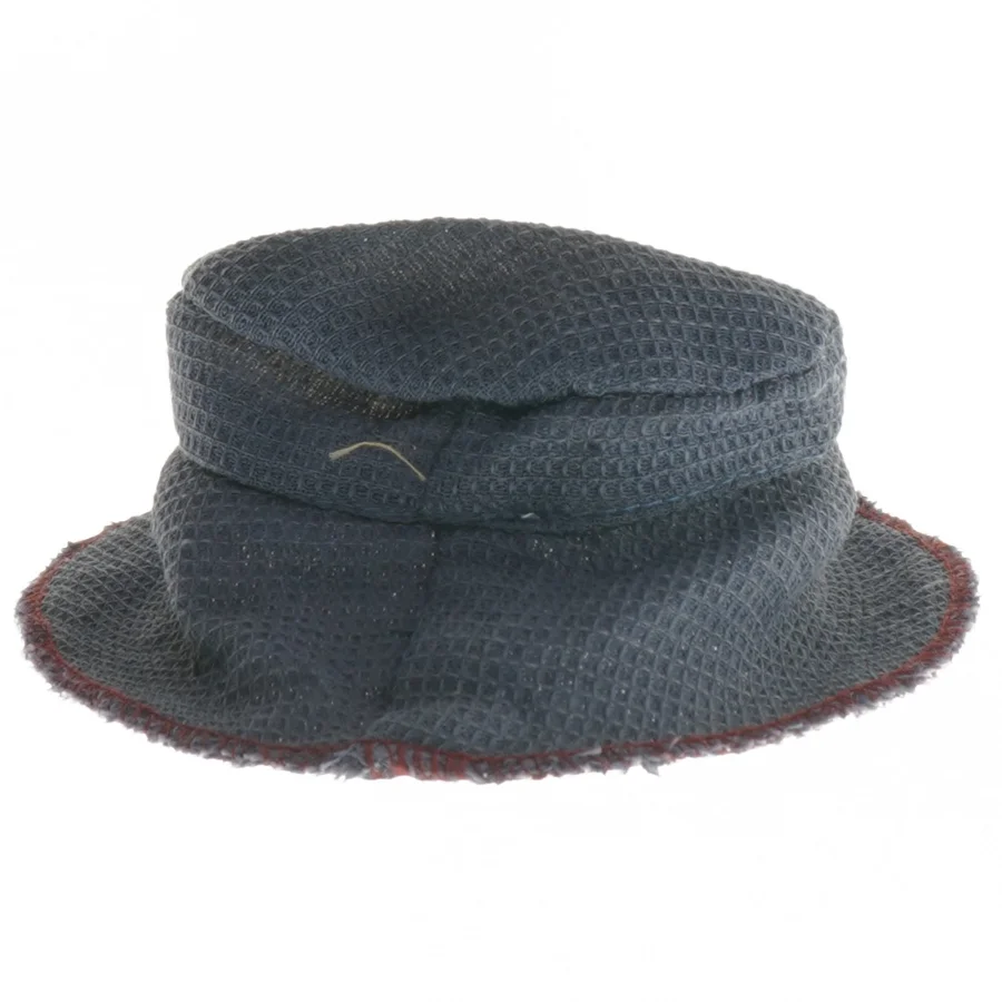 Dekorativ hat med blomster (str. Ø 17 cm)