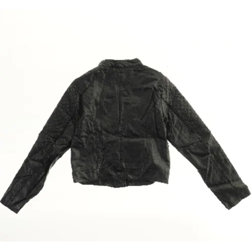 Sort jakke med lynlås fra H&M (str. 152)