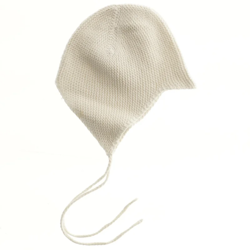 Strikket babyhue (str. Ø 20 cm)