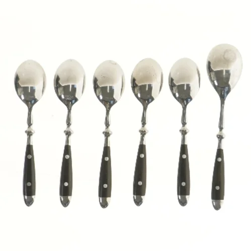 Sæt af skeer med sorte håndtag (str. 6 styk, 19-21,5 cm)